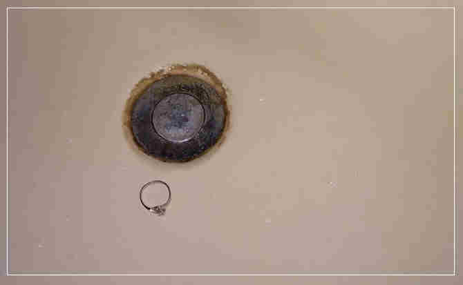岳阳楼下水道物品打捞